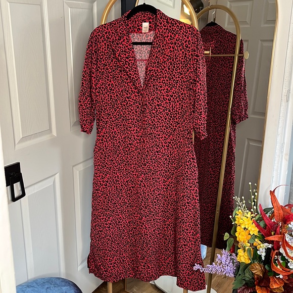 Smash & Tess Dress with Animal Print- Small - Picture 1 of 6